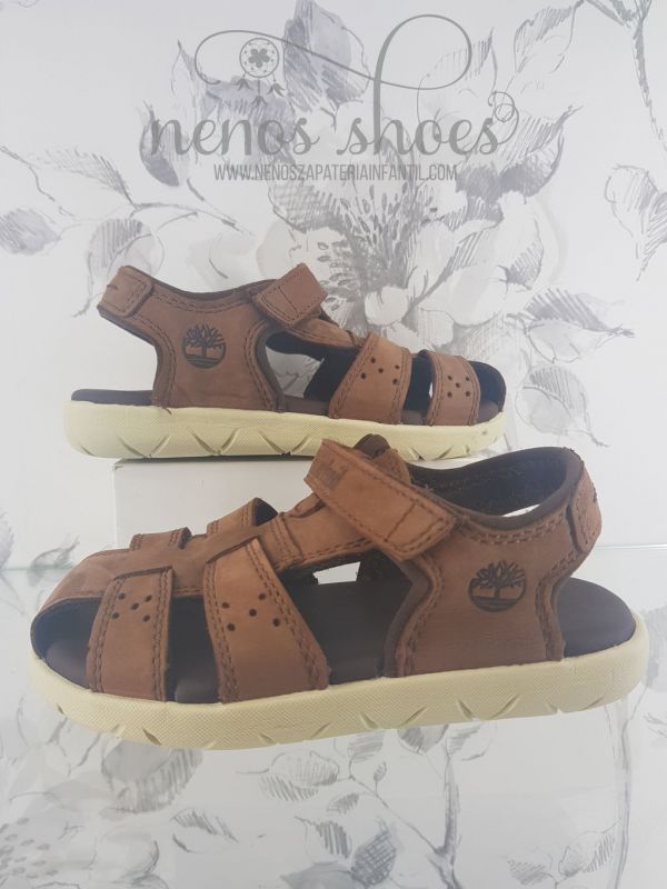 Muslo Vatio Punto de exclamación Timberland en sandalias de niño con ajuste de velcro en Nenos Shoes