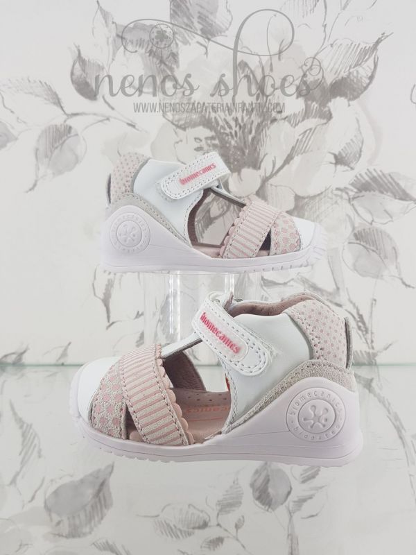 Sandalias para niñas de la nueva colección de en Nenos Shoes